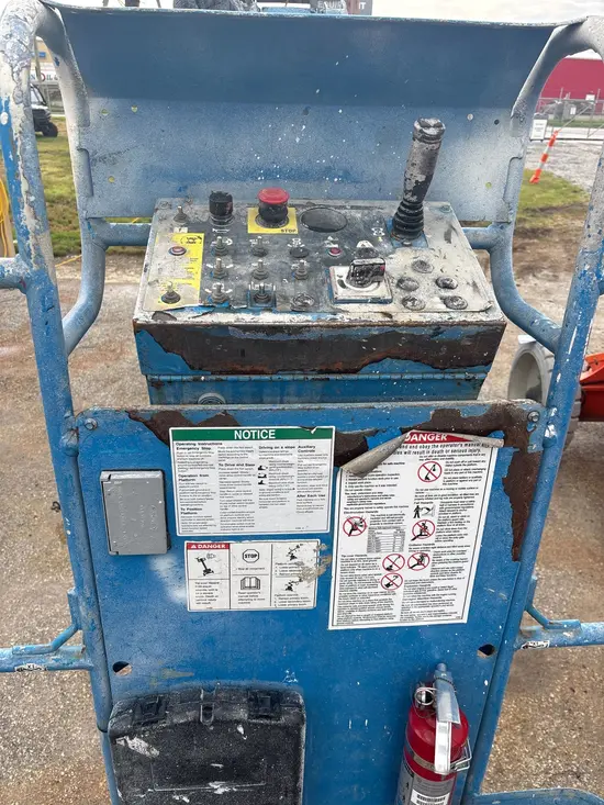 2016 Genie Z-30/20N Articulating Boom Lift