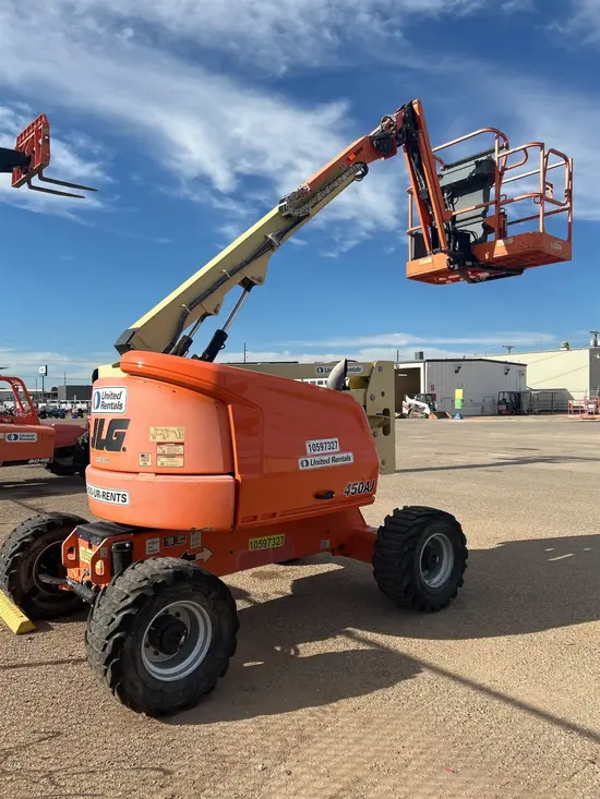 2017 JLG 450AJ Articulating Boom Lift