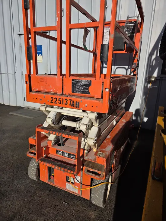 2019 Snorkel S3219E Scissor Lift