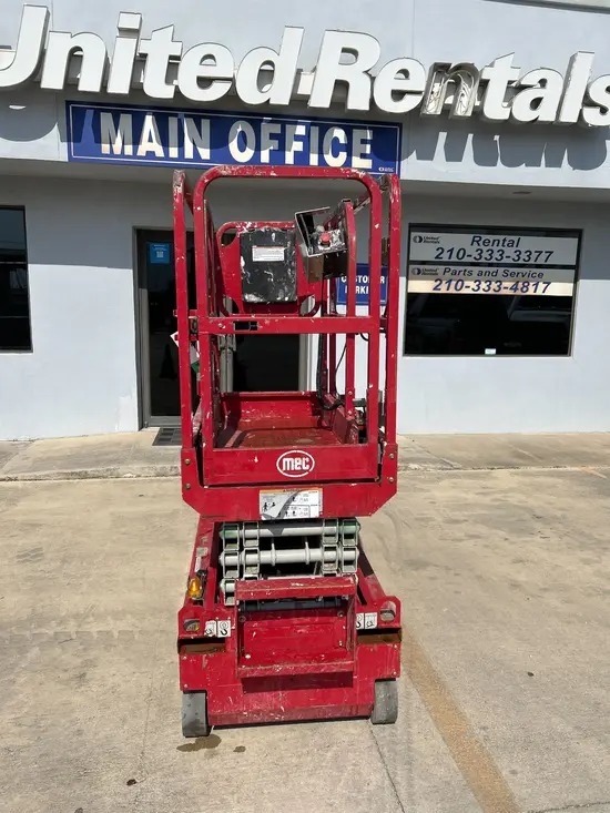 2019 MEC 1330SE Scissor Lift