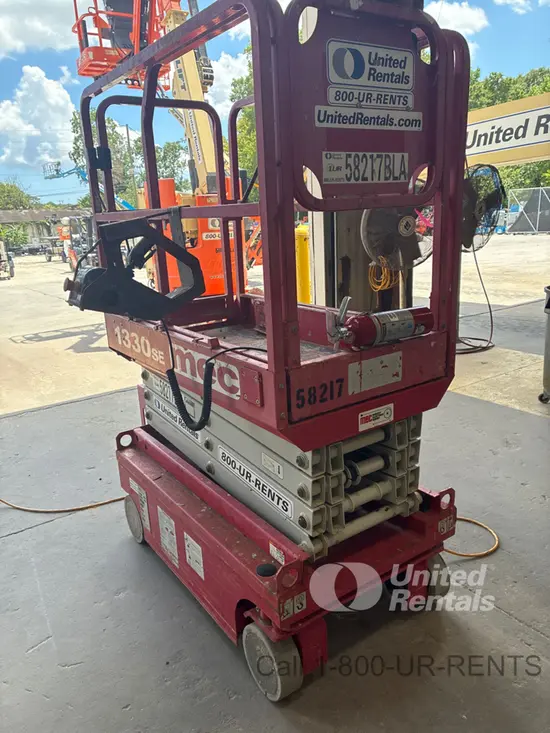 2018 MEC 1330SE Scissor Lift