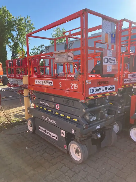 2016 Skyjack SJIII3219 Scissor Lift
