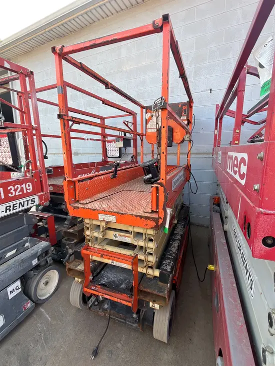 2018 JLG 1932R Scissor Lift