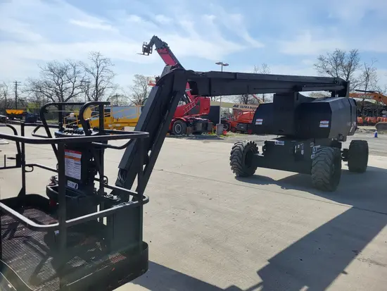 2016 JLG 800AJ Articulating Boom Lift