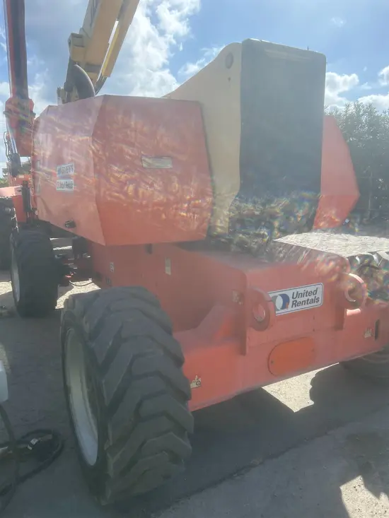 2017 JLG 800AJ Articulating Boom Lift
