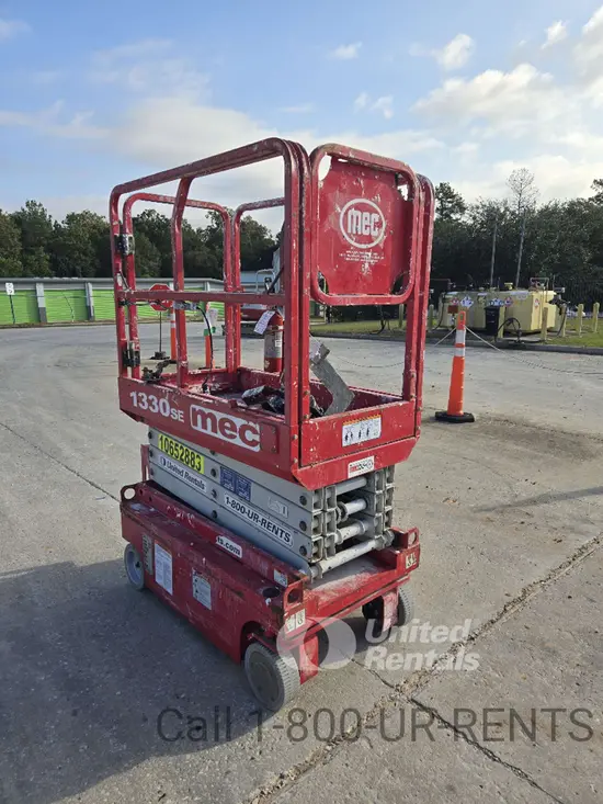 2017 MEC 1330SE Scissor Lift