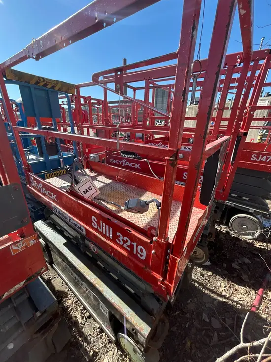 2018 Skyjack SJIII3219 Scissor Lift