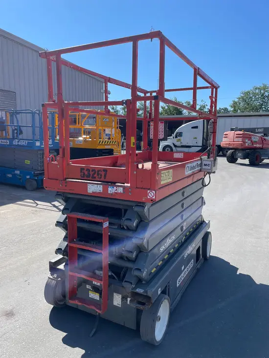 2017 Skyjack SJIII4740 Scissor Lift