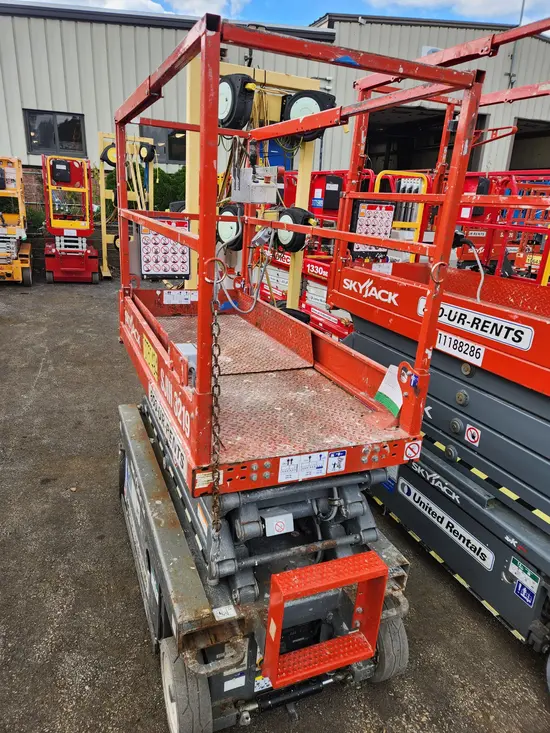 2018 Skyjack SJIII3219 Scissor Lift