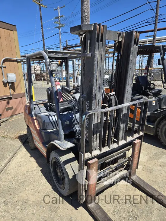 2018 Toyota 8FDU30 Warehouse Forklift