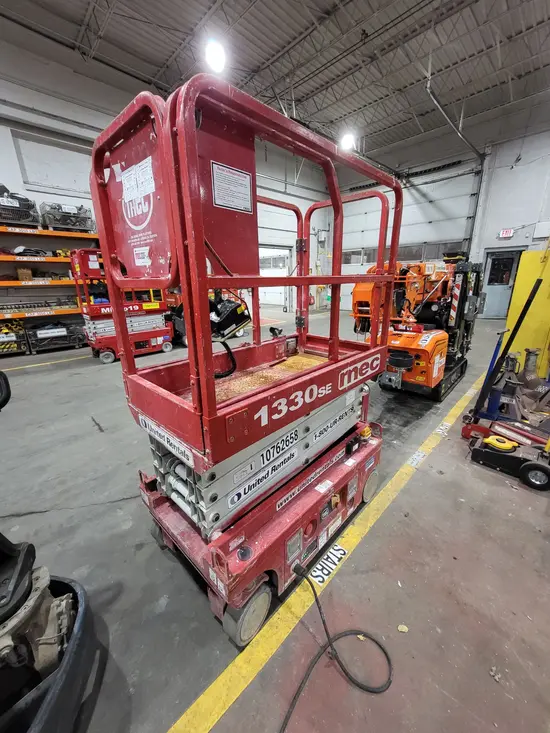 2018 MEC 1330SE Scissor Lift