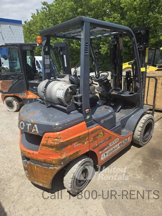 2022 Toyota 8FGU25 Warehouse Forklift