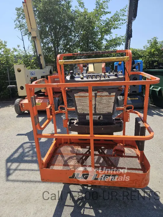 2018 JLG E300AJP Articulating Boom Lift