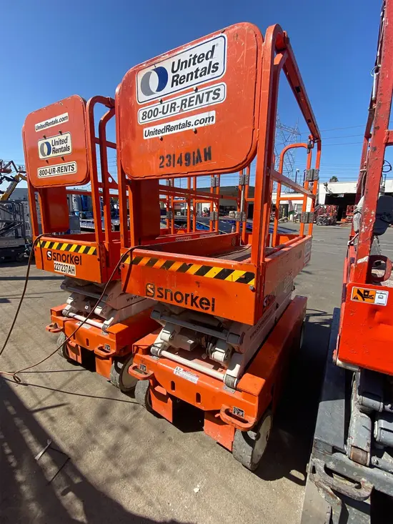 2019 Snorkel S3219E Scissor Lift