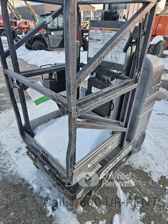 2017 JLG 20MVL Self-Propelled One-Person Lift