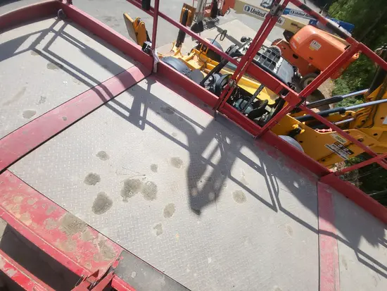 2017 MEC 6092RT Rough Terrain Scissor Lift