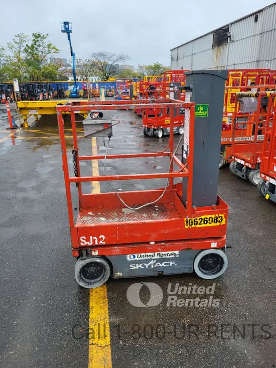 2017 Skyjack SJ12 Self-Propelled One-Person Lift