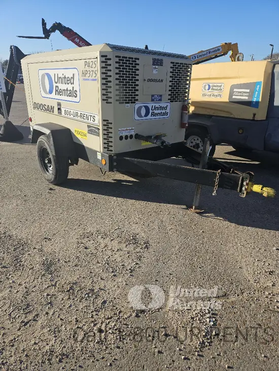 2020 Doosan P425/HP375WCUT4 Air Compressor