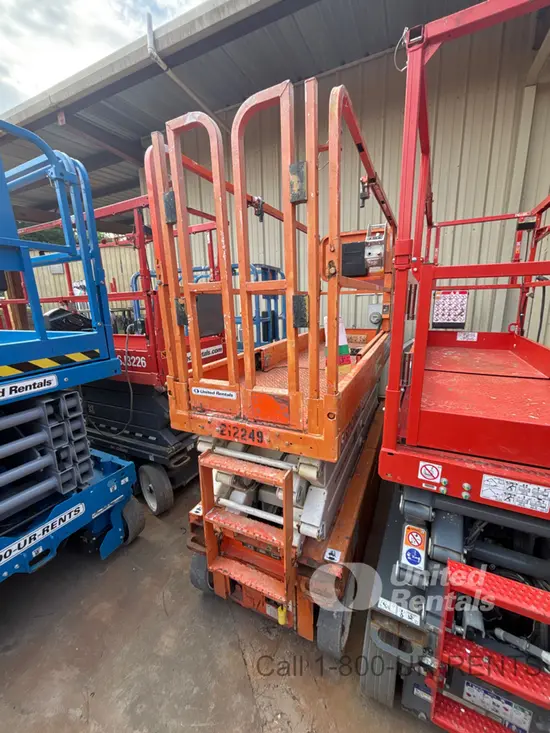 2019 Snorkel S3226E Scissor Lift