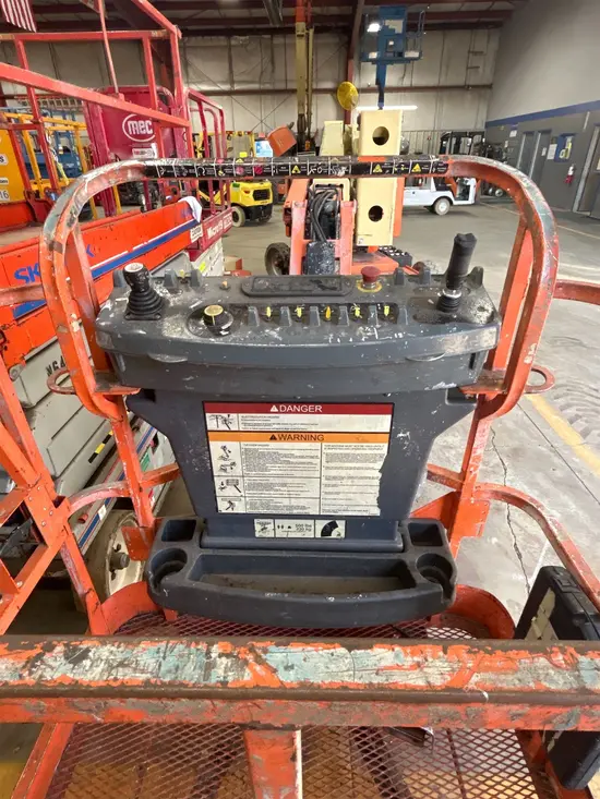 2012 JLG E400AJPN Articulating Boom Lift