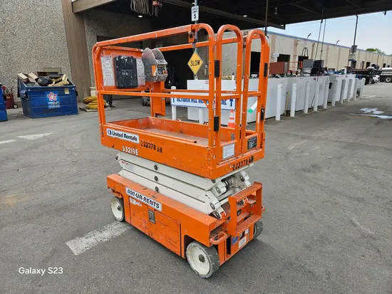 2019 Snorkel S3219E Scissor Lift