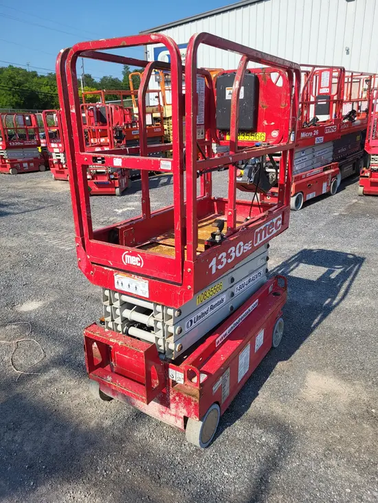 2018 MEC 1330SE Scissor Lift