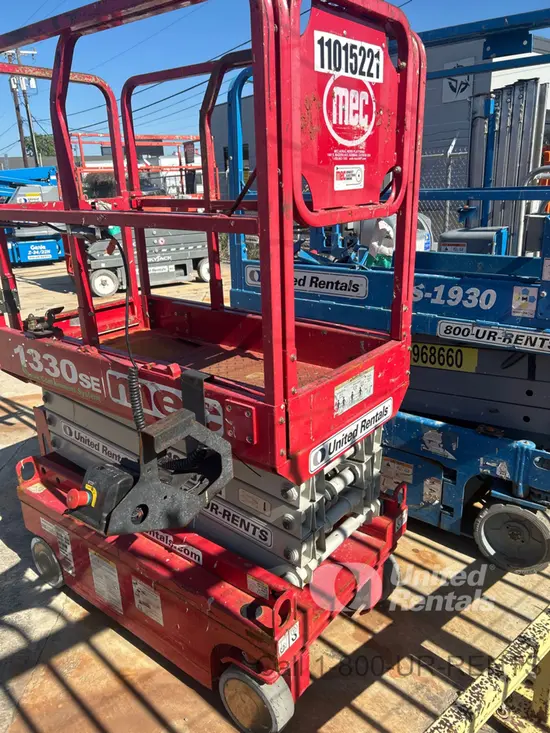 2019 MEC 1330SE Scissor Lift