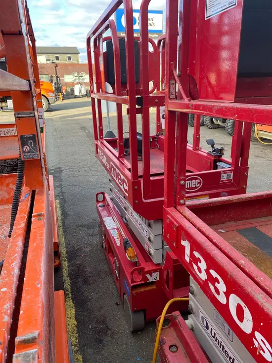 2021 MEC 1330SE Scissor Lift