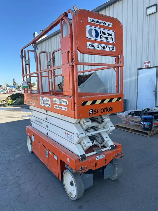 2019 Snorkel S3226E Scissor Lift