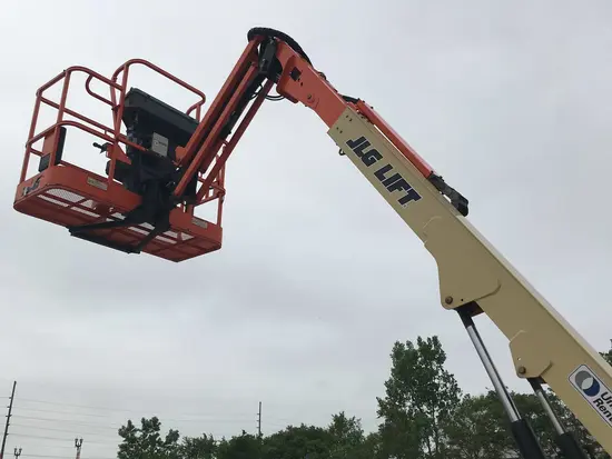 2015 JLG 450AJ Articulating Boom Lift