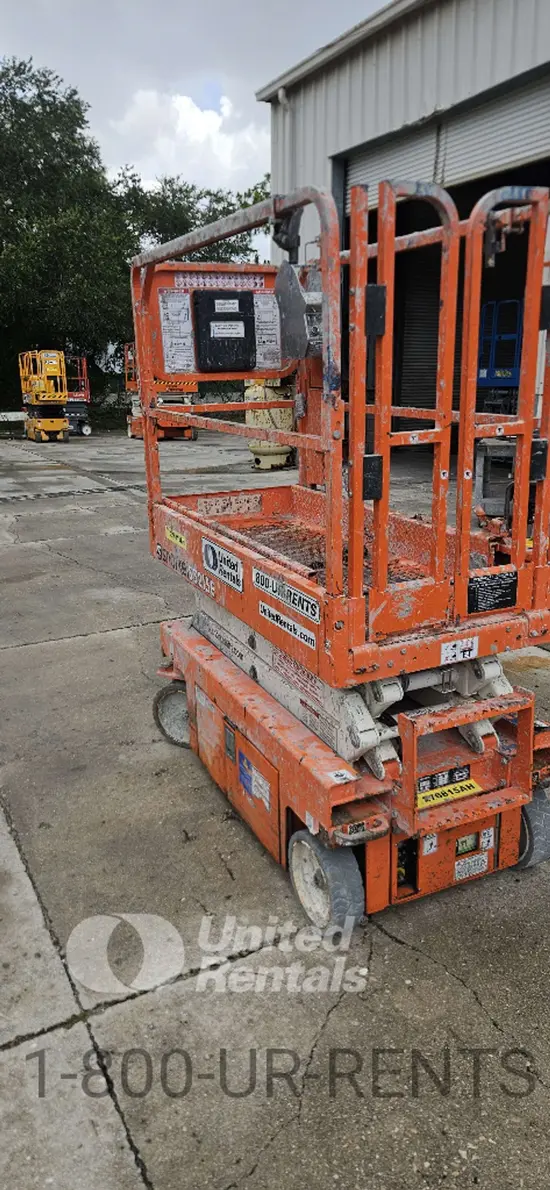 2021 Snorkel S3215E Scissor Lift