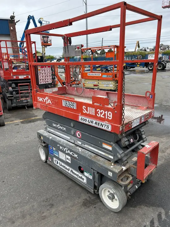 2017 Skyjack SJIII3219 Scissor Lift