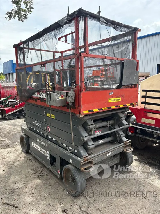 2017 Skyjack SJIII4632 Scissor Lift