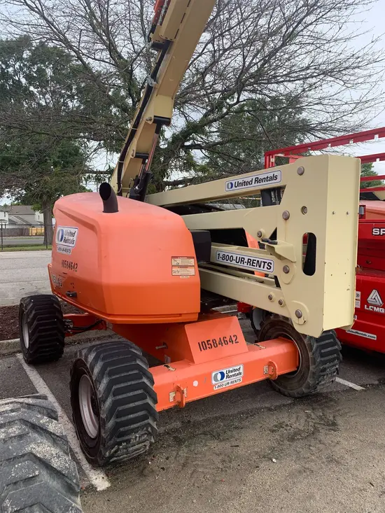 2017 JLG 450AJ Articulating Boom Lift
