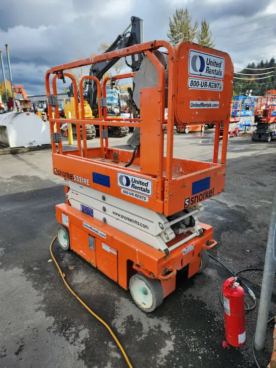 2018 Snorkel S3219E Scissor Lift