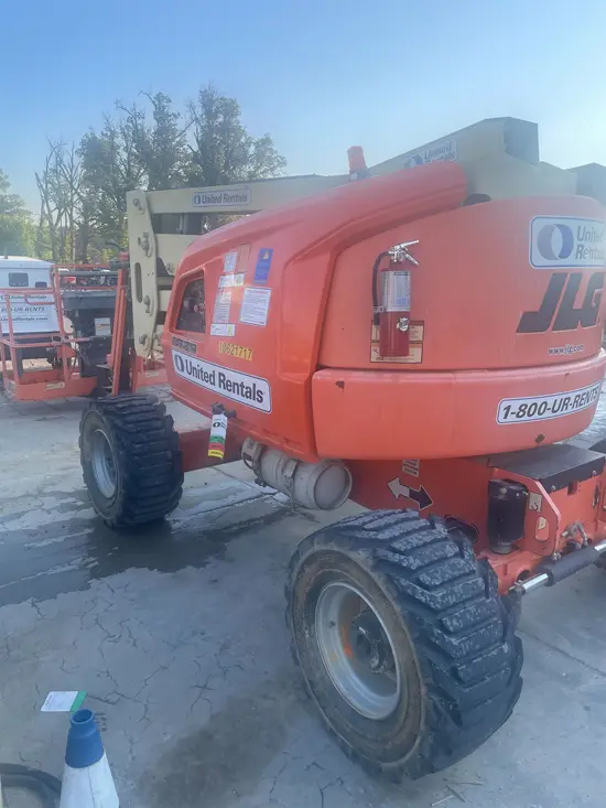 2017 JLG 450AJ Articulating Boom Lift