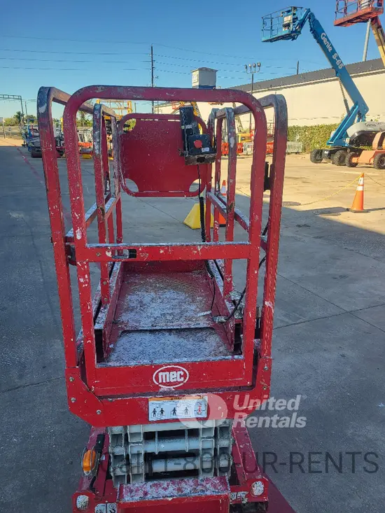 2018 MEC 1330SE Scissor Lift