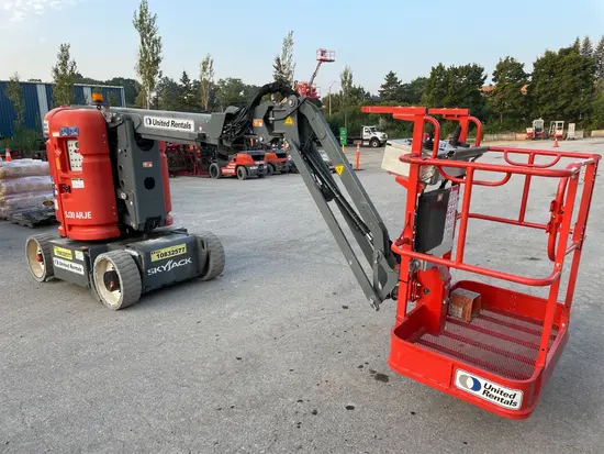 2018 Skyjack SJ30ARJE Articulating Boom Lift