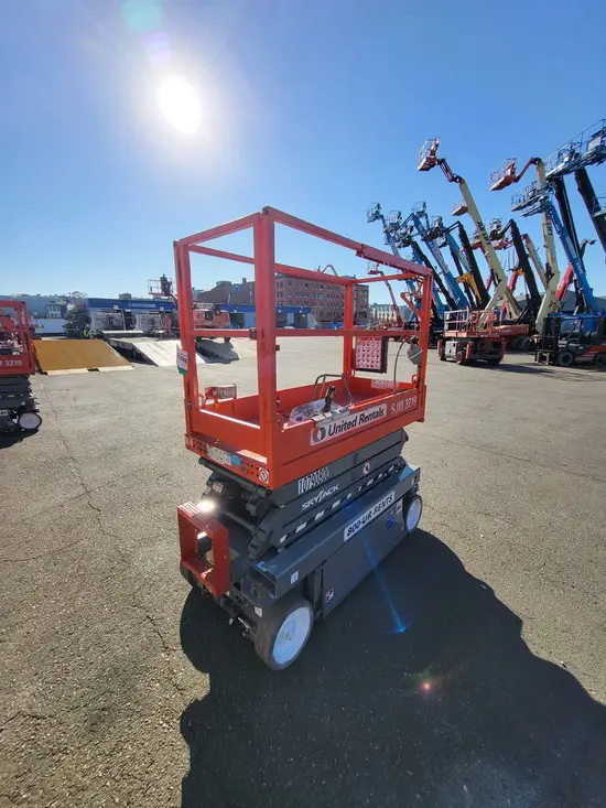 2018 Skyjack SJIII3219 Scissor Lift