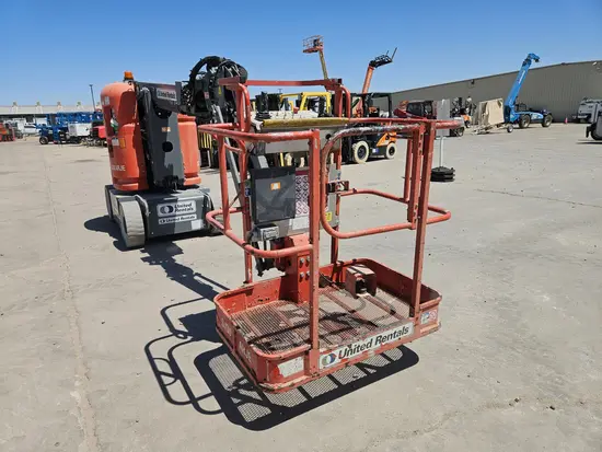 2018 Skyjack SJ30ARJE Articulating Boom Lift