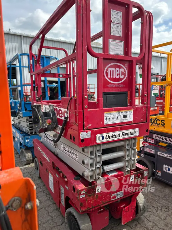 2018 MEC 1930SE Scissor Lift