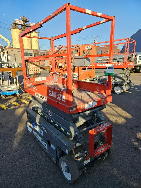 2017 Skyjack SJ3219SC Scissor Lift