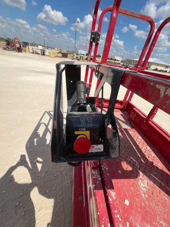 2019 MEC 1330SE Scissor Lift