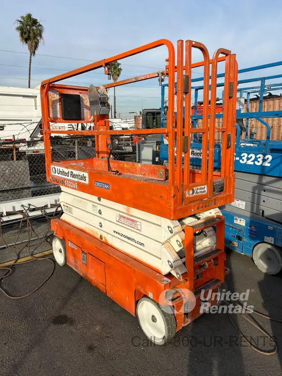 2019 Snorkel S3226E Scissor Lift
