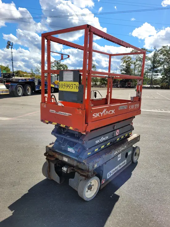 2017 Skyjack SJIII3219 Scissor Lift