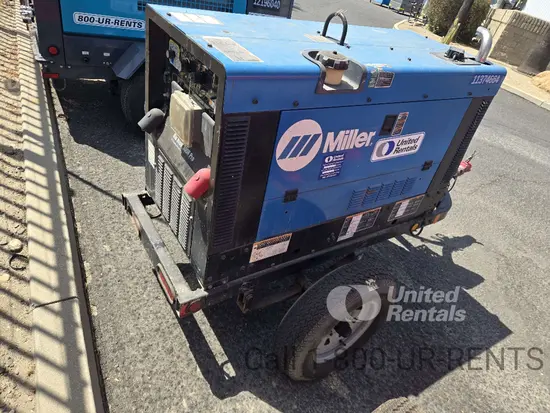 2022 Miller Welders Big Blue 300R Welder