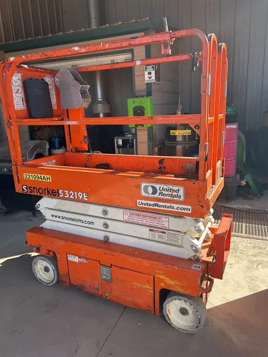 2019 Snorkel S3219E Scissor Lift