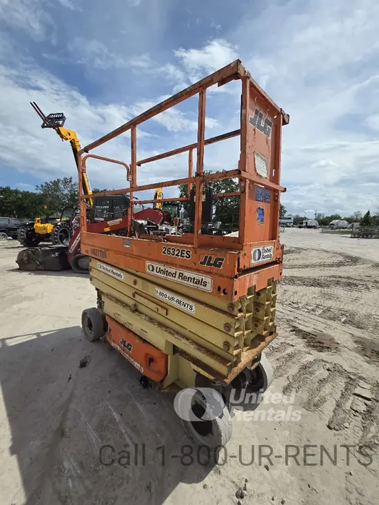 2017 JLG 2632ES Scissor Lift