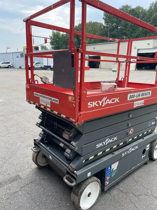 2018 Skyjack SJIII4632 Scissor Lift