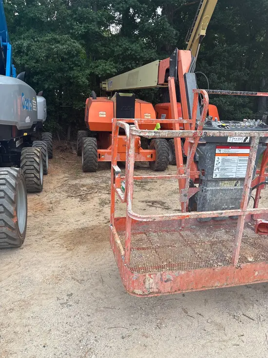2016 JLG 800AJ Articulating Boom Lift